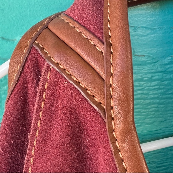 Ugg Medium Large Suede Leather Single Strap Shoulder Bag Cranberry Slouchy Hobo - Picture 5 of 10